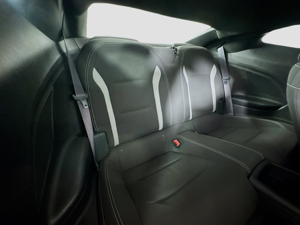 Used 2016 Chevrolet Camaro SS RWD image 29
