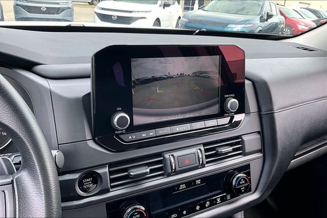 Certified 2025 Nissan Pathfinder S image 13