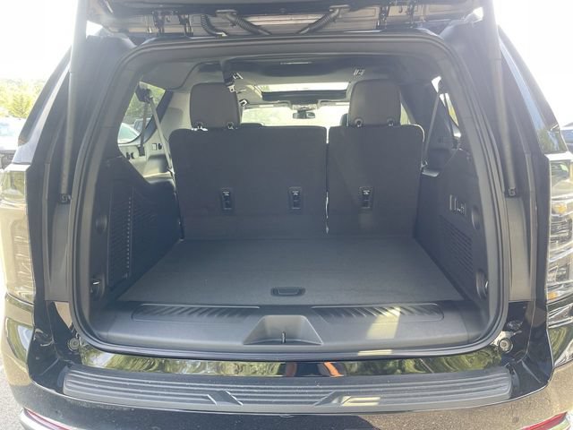 New 2026 Chevrolet Suburban LT w/ Comfort Package AWD/4WD image 25