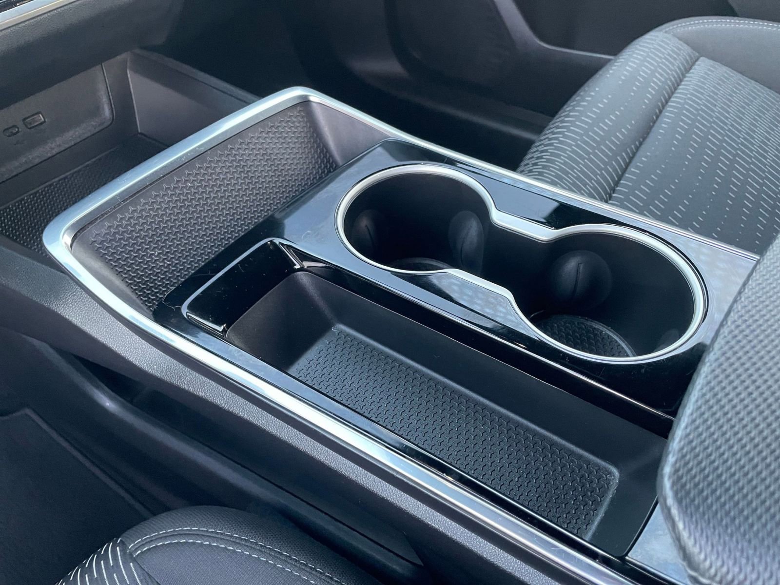 Used 2025 Chevrolet Equinox LT image 41