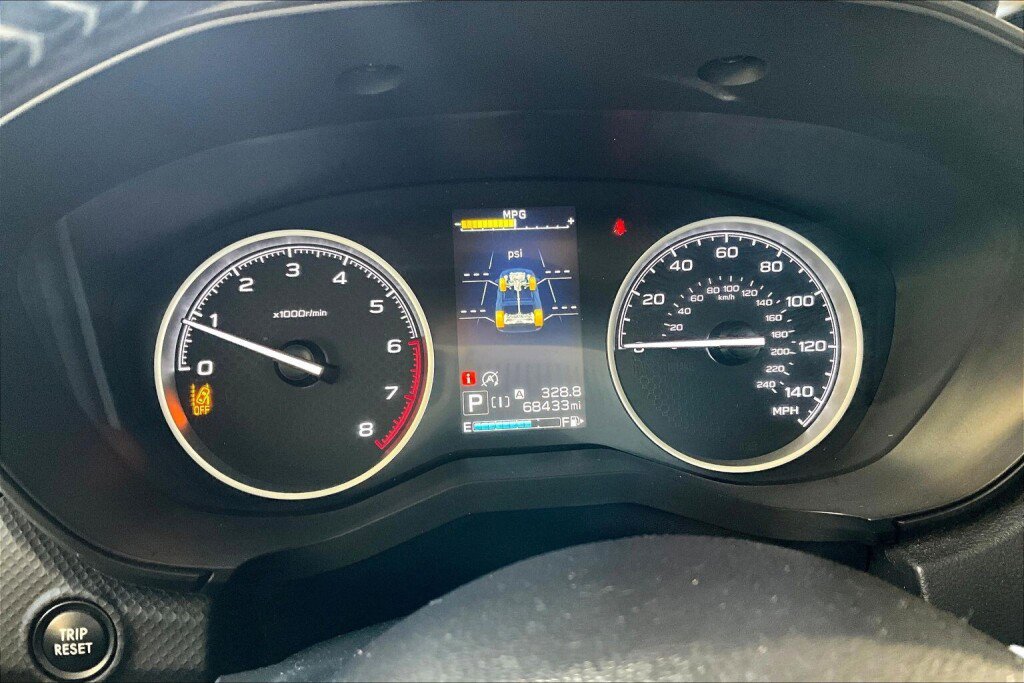 Used 2022 Subaru Forester Premium image 8