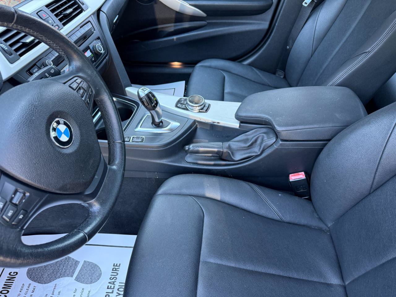 Used 2014 BMW 320i xDrive Sedan AWD/4WD image 14