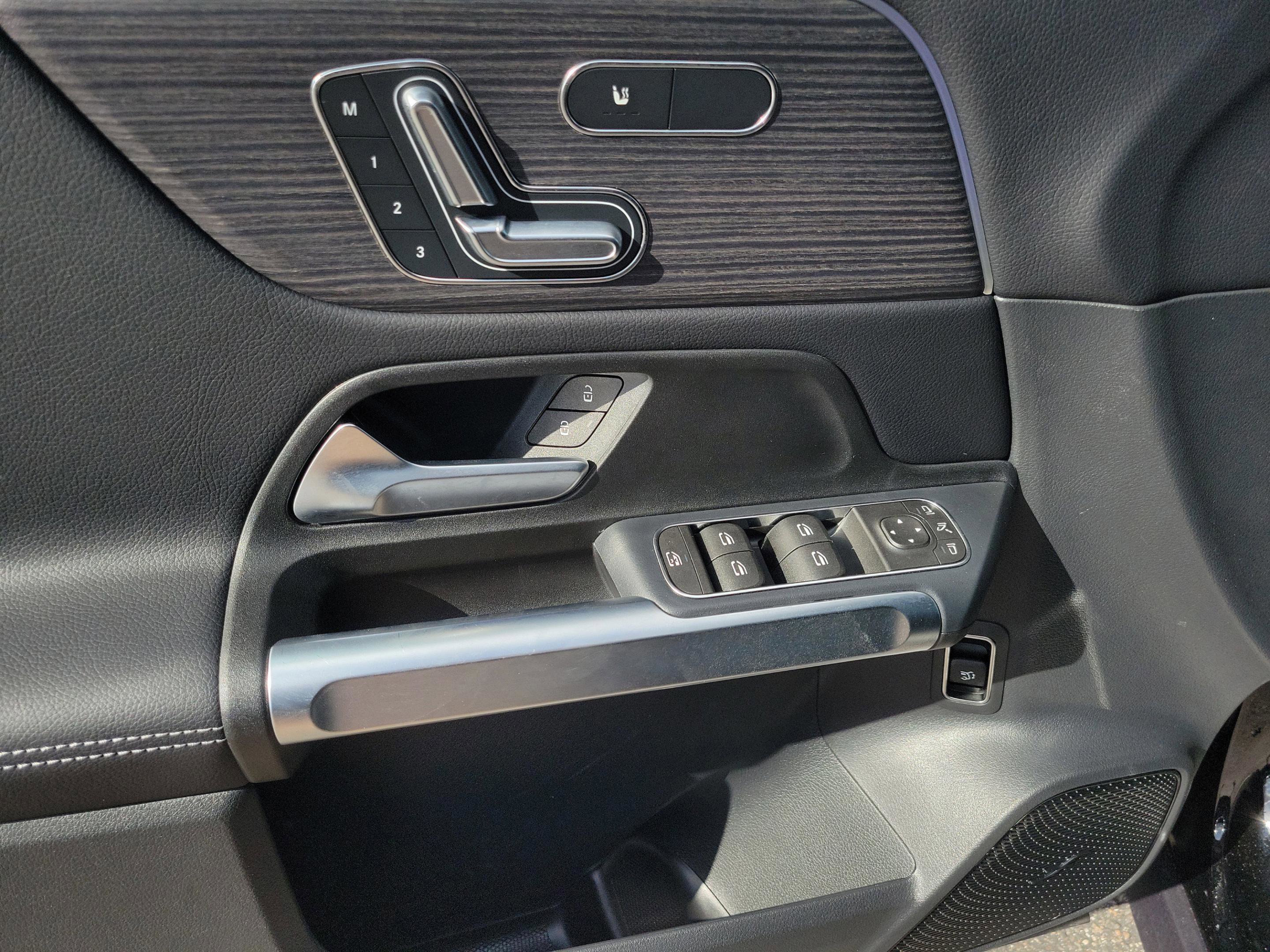 Certified 2026 Mercedes-Benz GLB 250 image 21