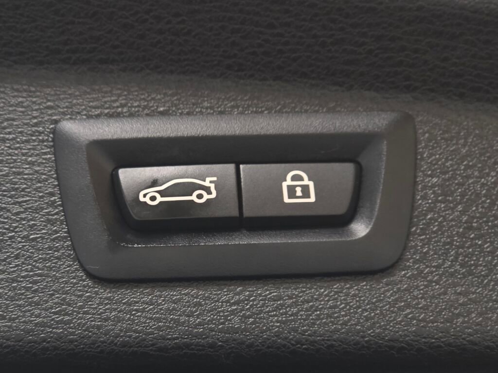 Used 2019 BMW X2 xDrive28i w/ M Sport X Package image 22