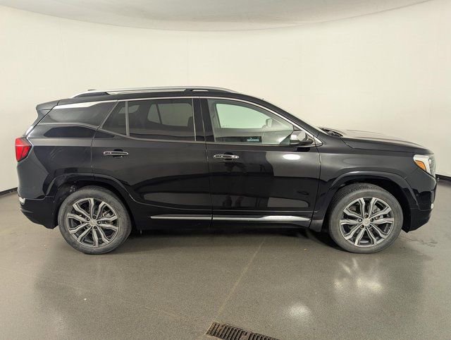 Used 2020 GMC Terrain Denali w/ GMC Pro Grade Package image 6