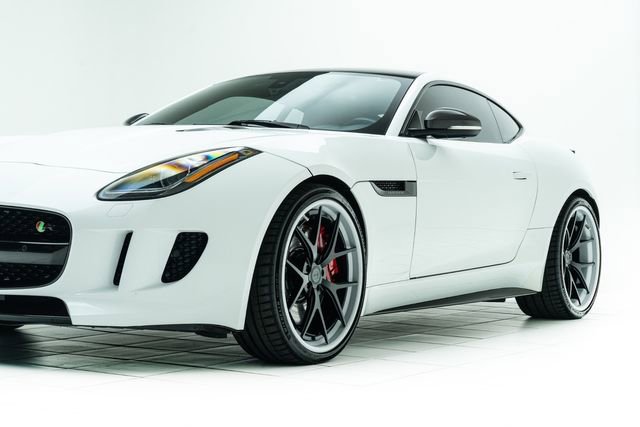 Used 2015 Jaguar F-TYPE R RWD image 9