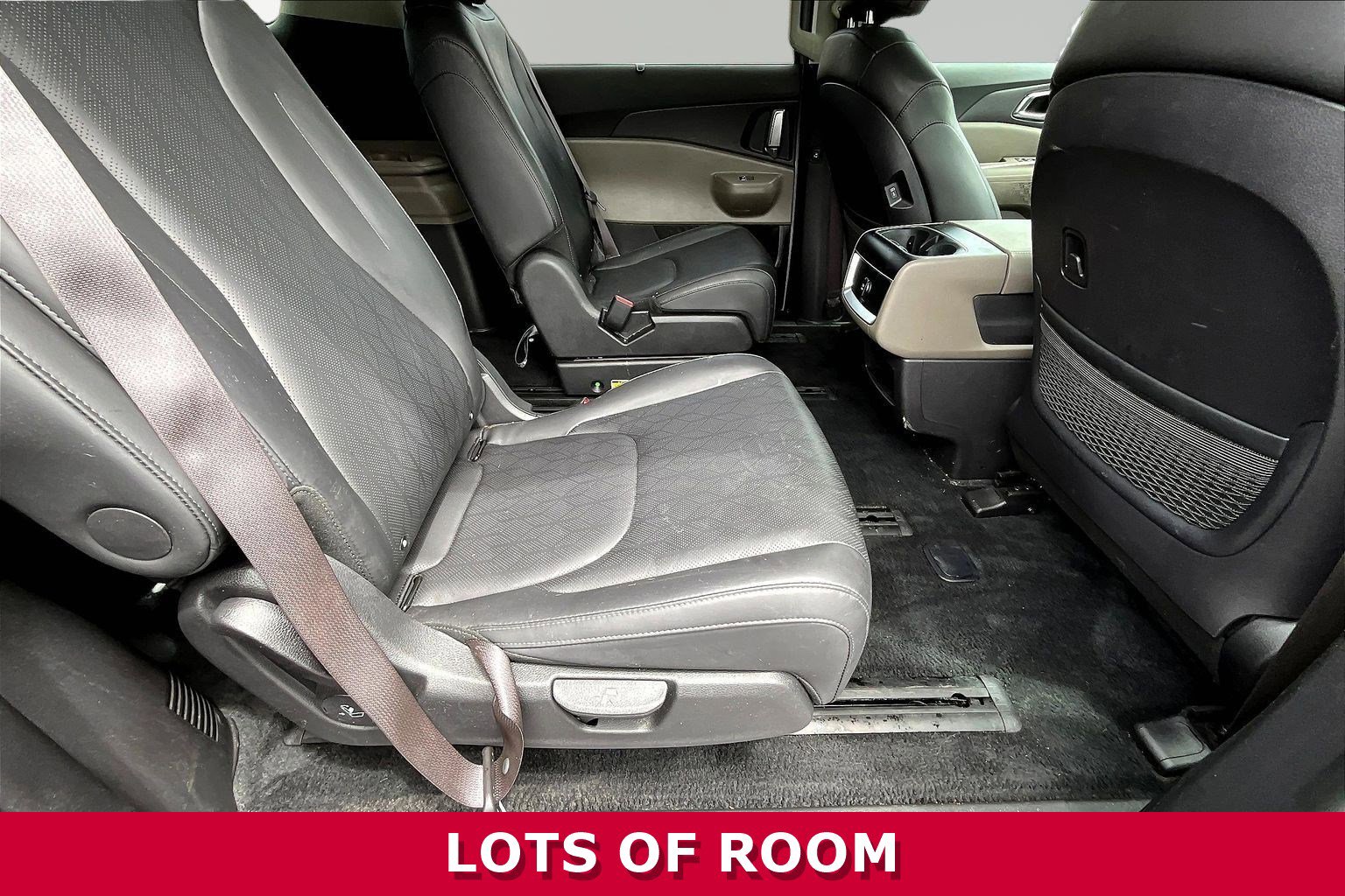 Certified 2025 Kia Carnival EX FWD image 22