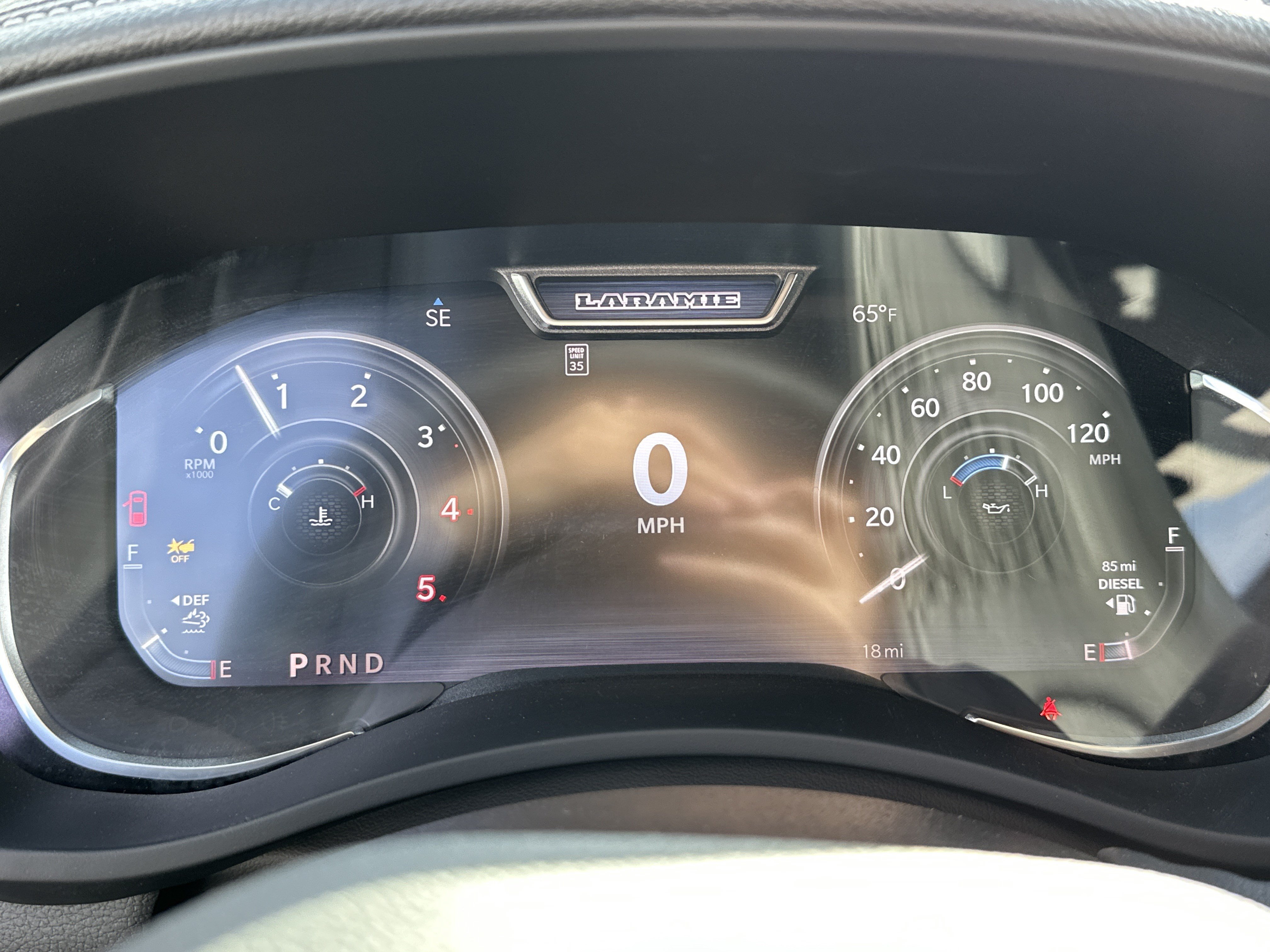 New 2026 RAM 3500 Laramie AWD/4WD image 21