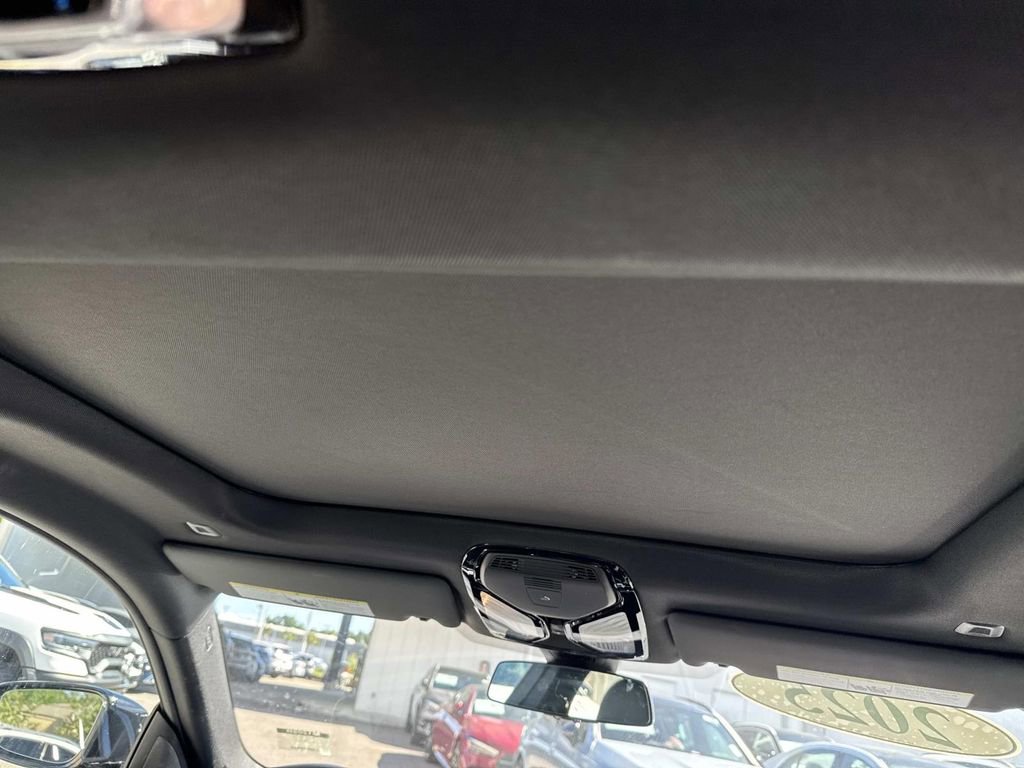 Used 2025 BMW i4 xDrive40i image 10