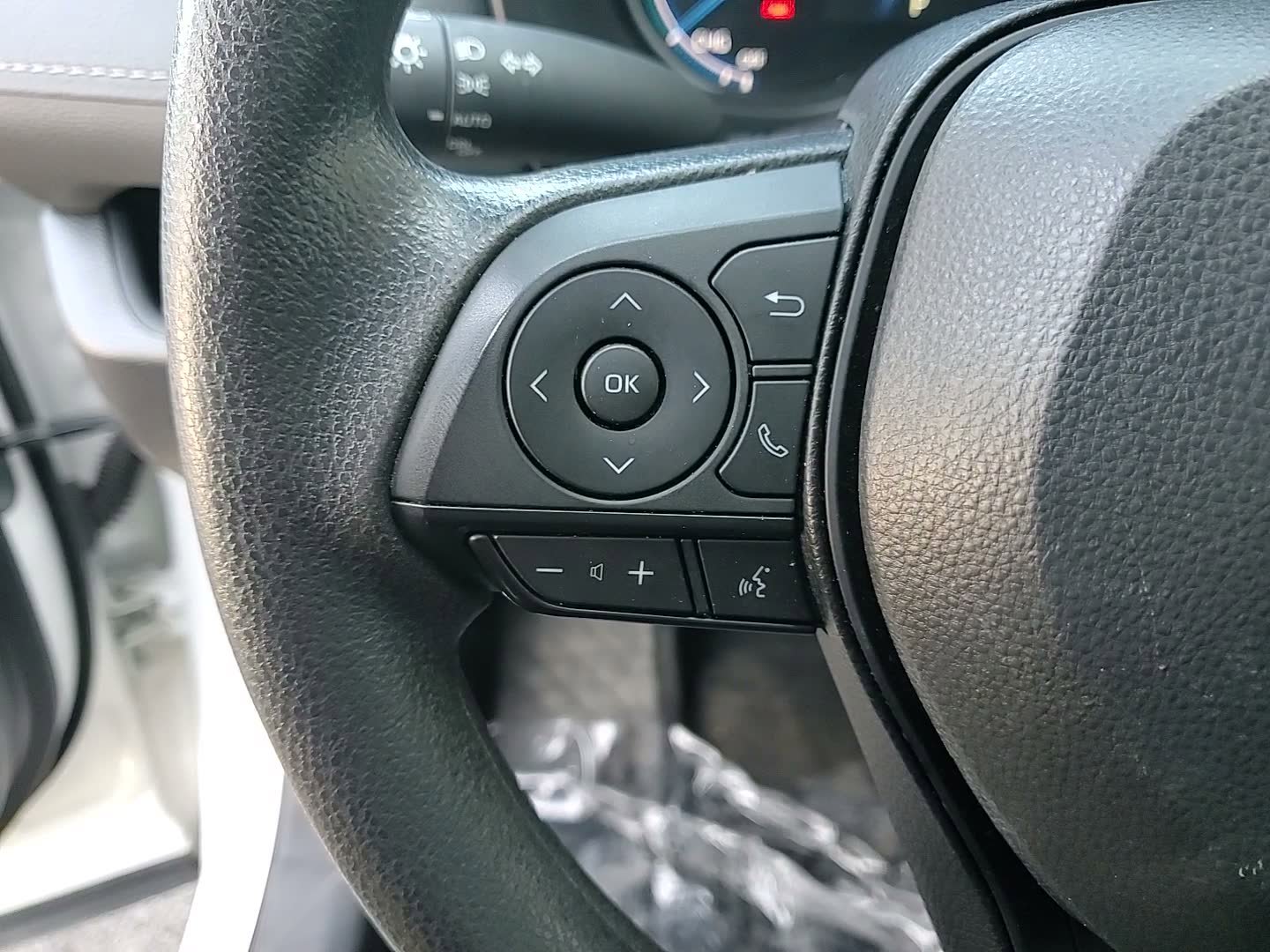 Certified 2024 Toyota RAV4 XLE image 21