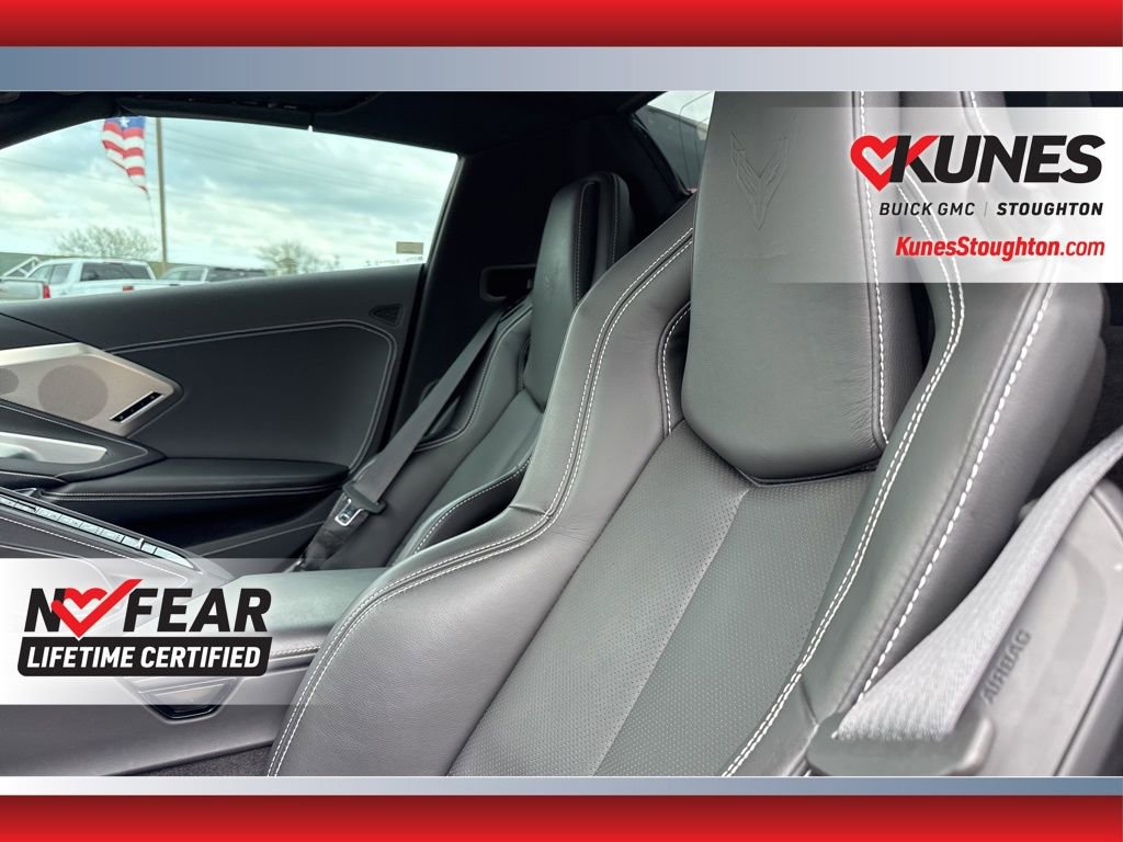 Used 2022 Chevrolet Corvette Stingray Preferred Conv w/ Z51 Performance Package RWD image 28