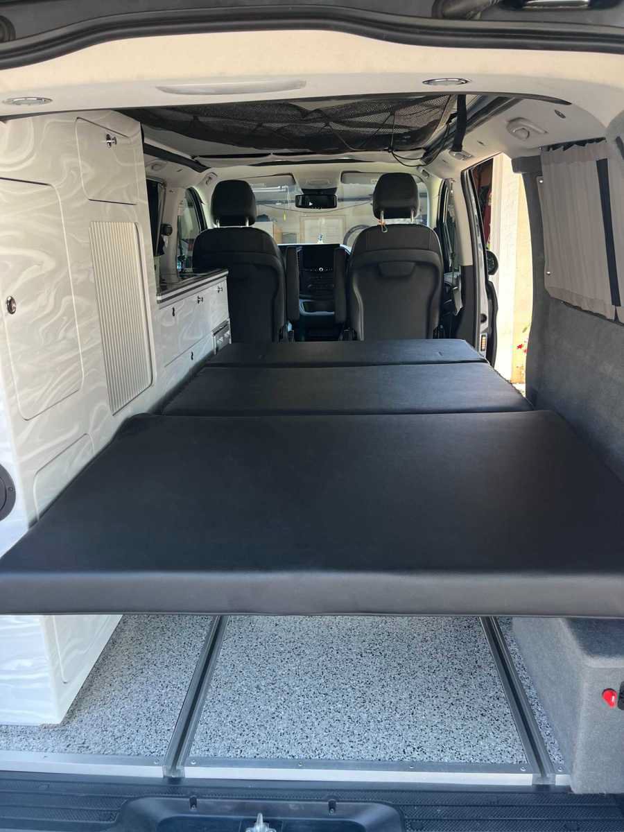 Used 2018 Mercedes-Benz Metris image 11