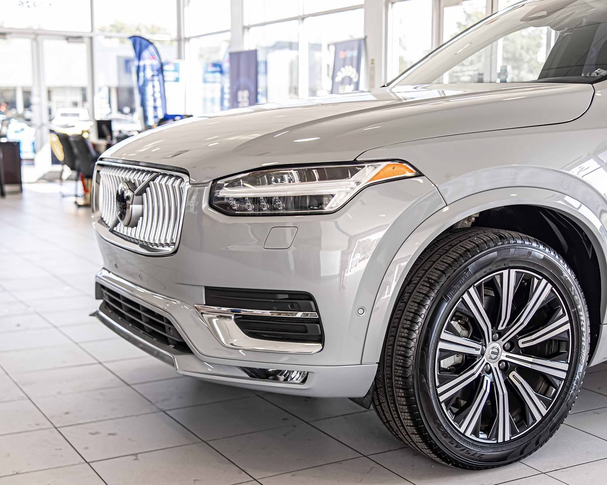Used 2025 Volvo XC90 B6 Plus AWD/4WD image 5