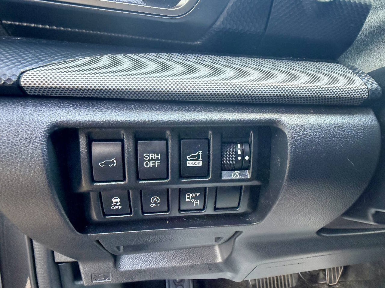 Used 2019 Subaru Forester Limited w/ Popular Package #3 AWD/4WD image 36
