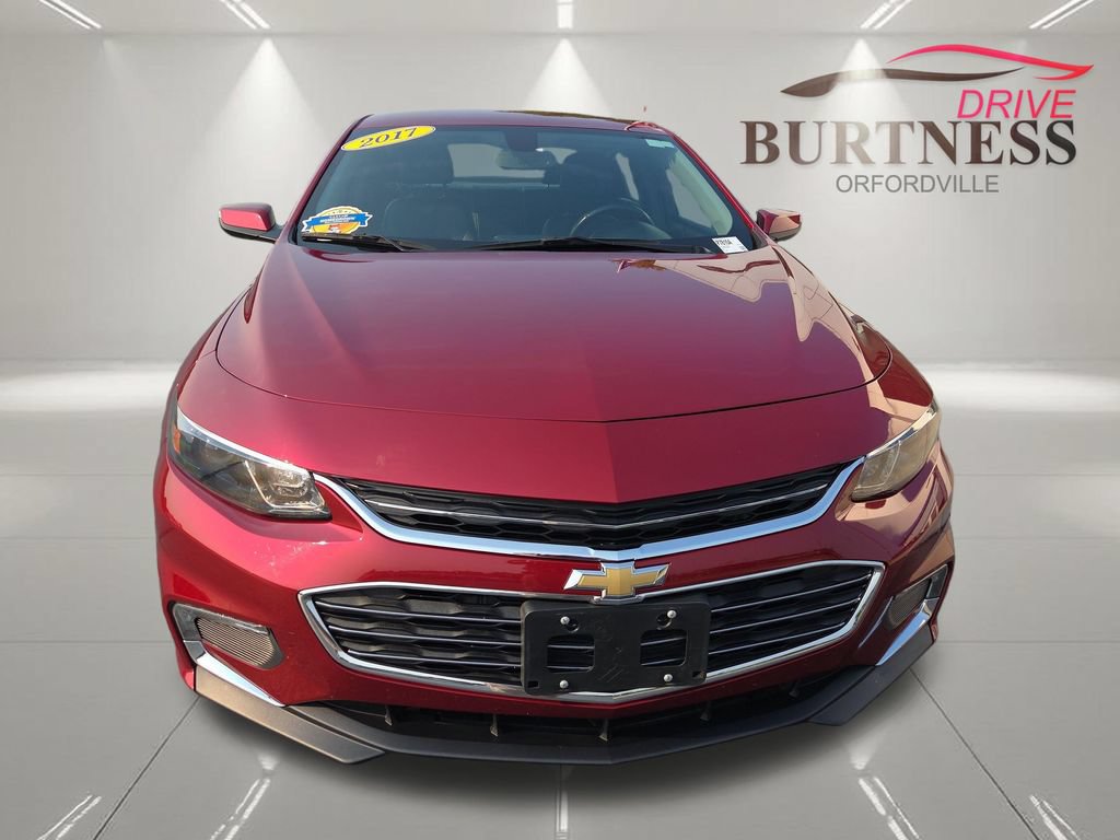 Certified 2017 Chevrolet Malibu LT w/ Leather Package FWD image 3