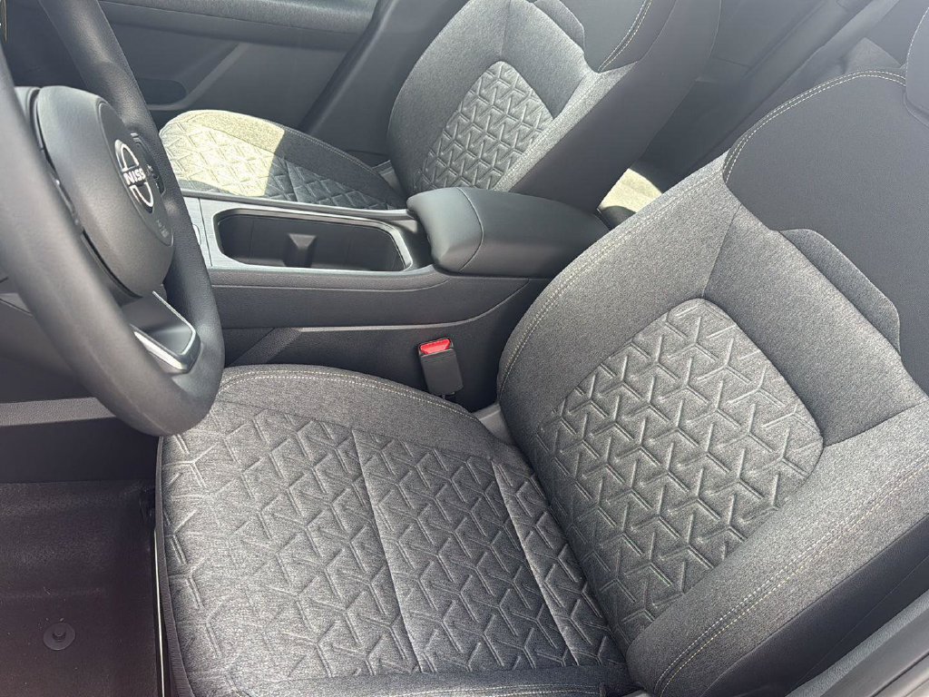 New 2026 Nissan Kicks SV w/ Cold Weather Package AWD/4WD image 13
