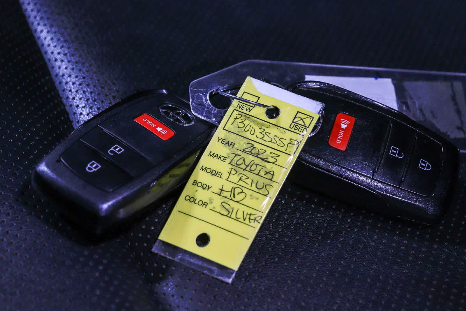 Certified 2023 Toyota Prius XLE FWD image 30