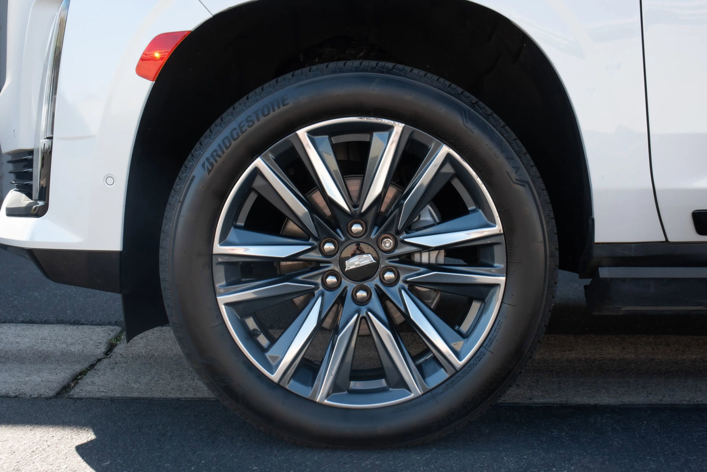 Used 2022 Cadillac Escalade ESV Sport Platinum image 46