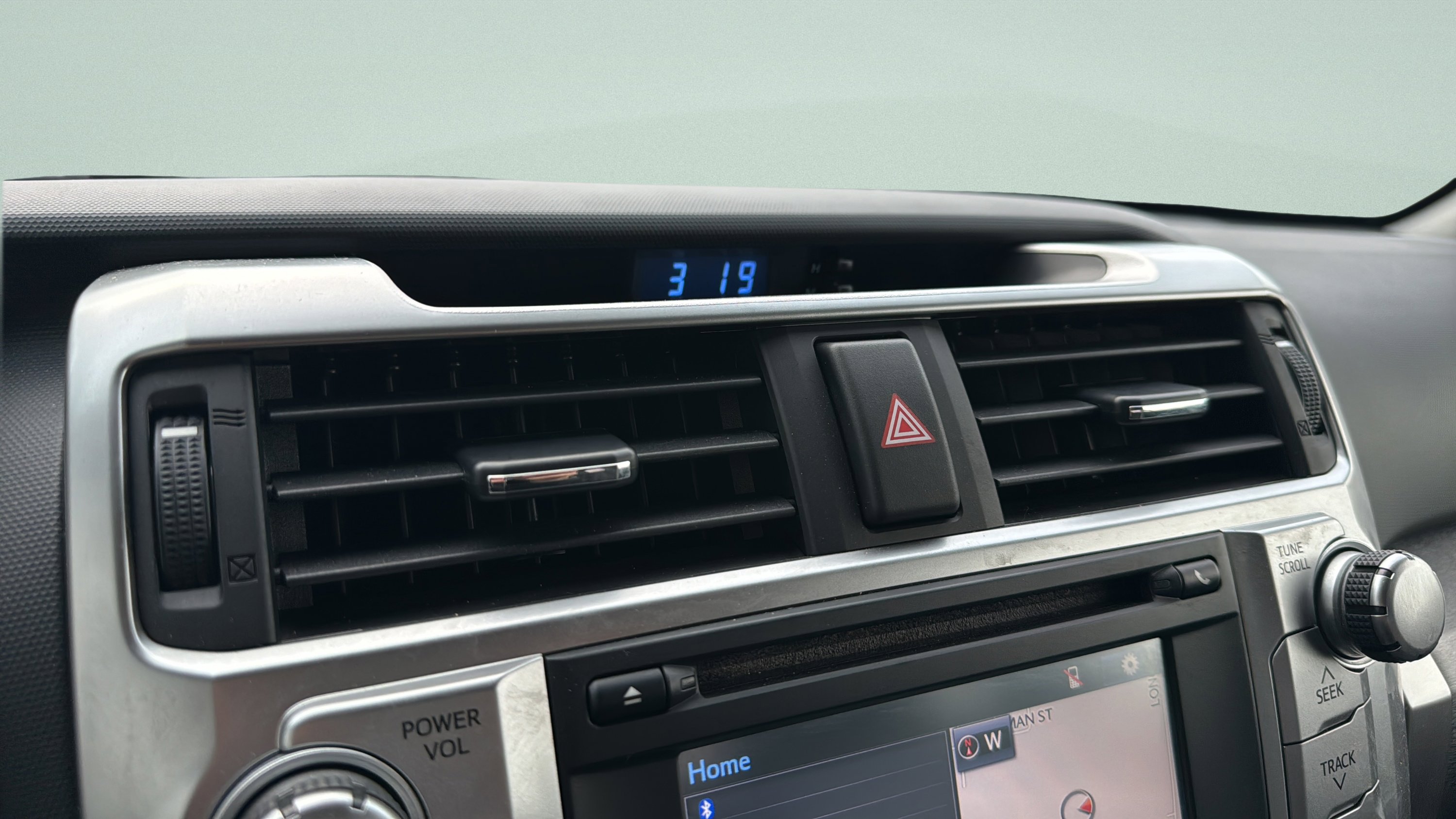 Used 2019 Toyota 4Runner SR5 image 33