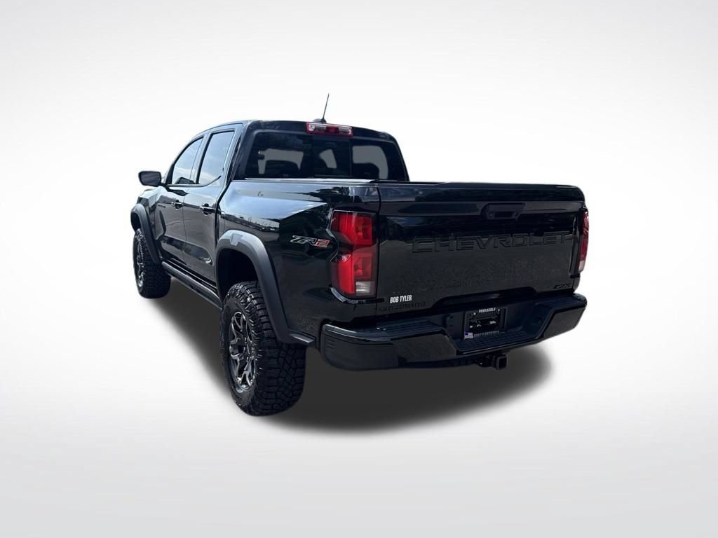 Used 2024 Chevrolet Colorado ZR2 AWD/4WD image 7