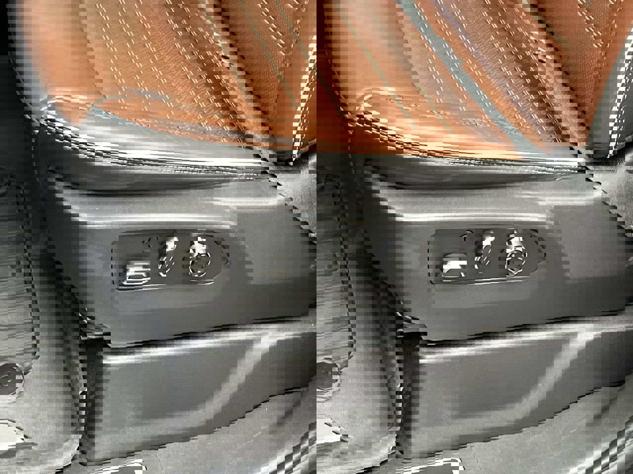 Certified 2024 GMC Sierra 2500 Denali Ultimate w/ Snow Plow Prep/Camper Package image 13