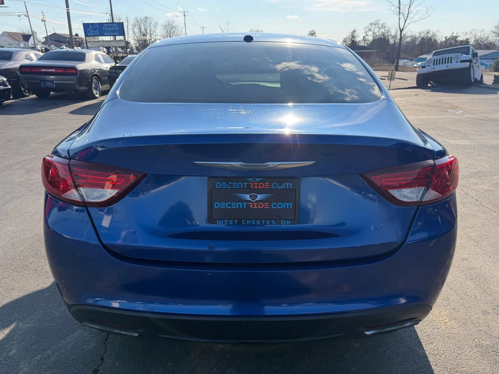 Used 2015 Chrysler 200 S FWD image 4