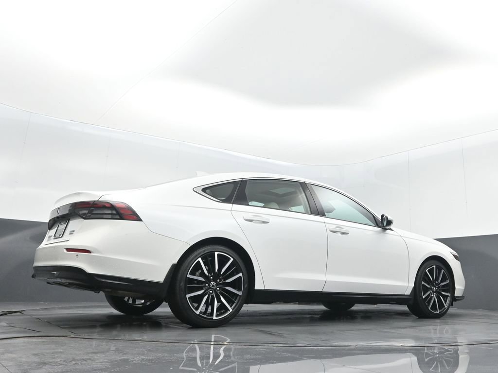 Certified 2023 Honda Accord Touring image 23