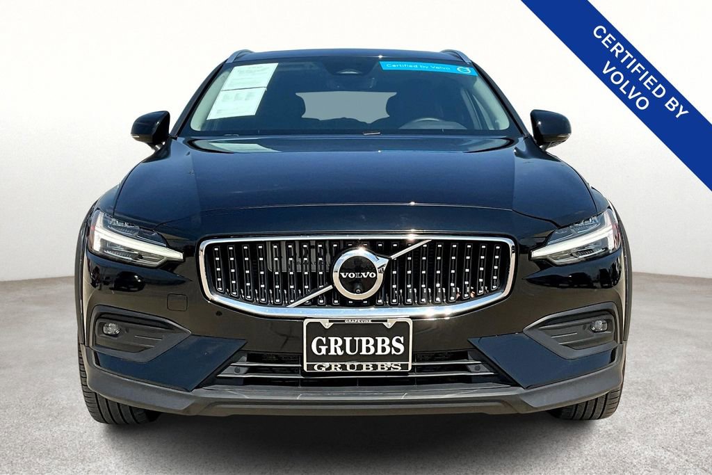 Certified 2024 Volvo V60 B5 Cross Country Plus image 6