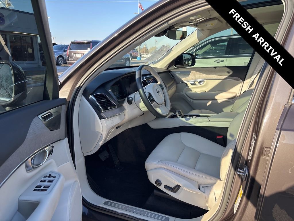 Used 2023 Volvo XC90 B6 Plus w/ Protection Package Premier image 5