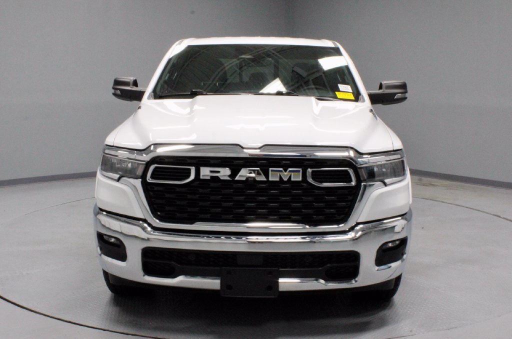 Used 2025 RAM 1500 Big Horn AWD/4WD image 6