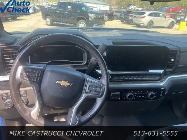 Used 2022 Chevrolet Silverado 1500 LT image 9