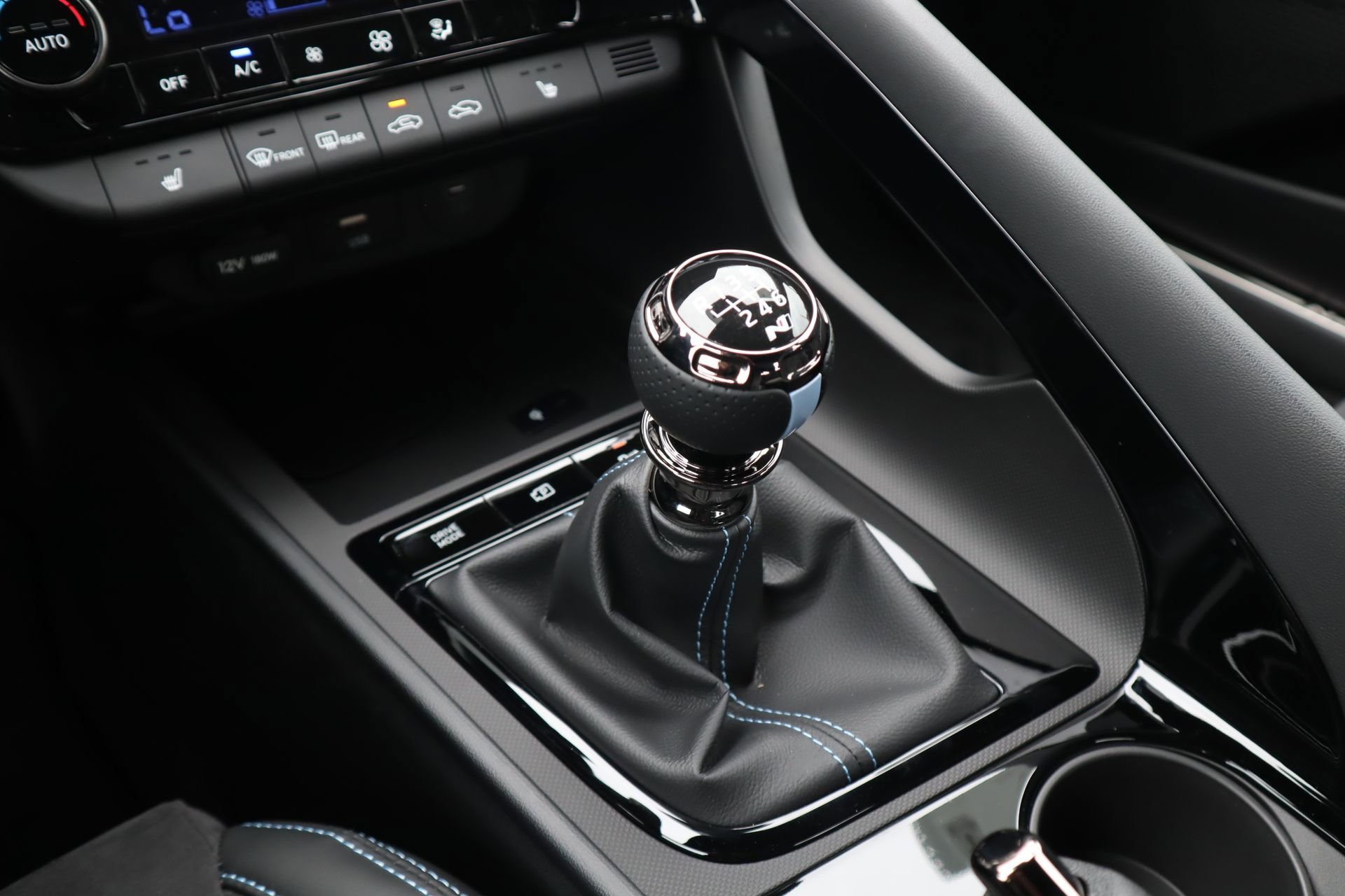 New 2025 Hyundai Elantra N Base image 17