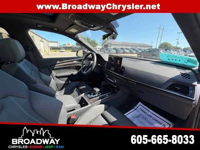 Used 2023 Audi Q5 2.0T Premium Plus w/ Premium Plus Package AWD/4WD image 10