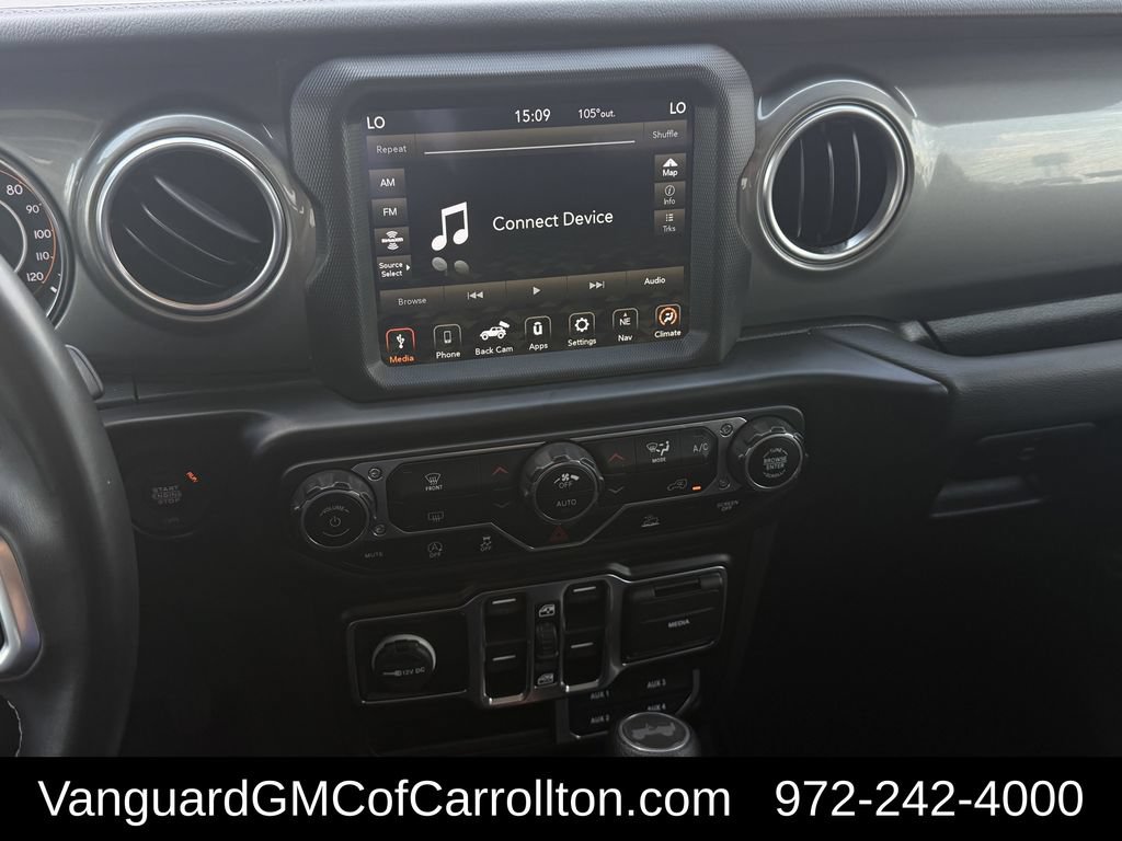 Used 2022 Jeep Wrangler Unlimited Sahara AWD/4WD image 17