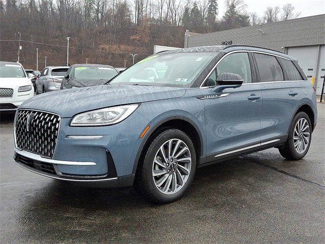 Used 2025 Lincoln Corsair Reserve w/ Equipment Group 202A image 3