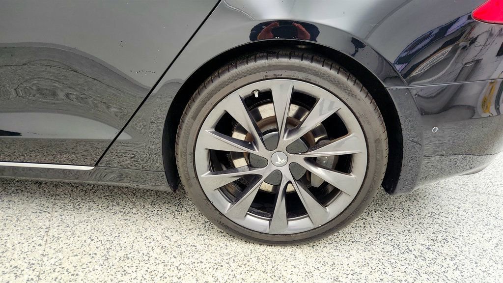 Used 2018 Tesla Model S 100D image 9