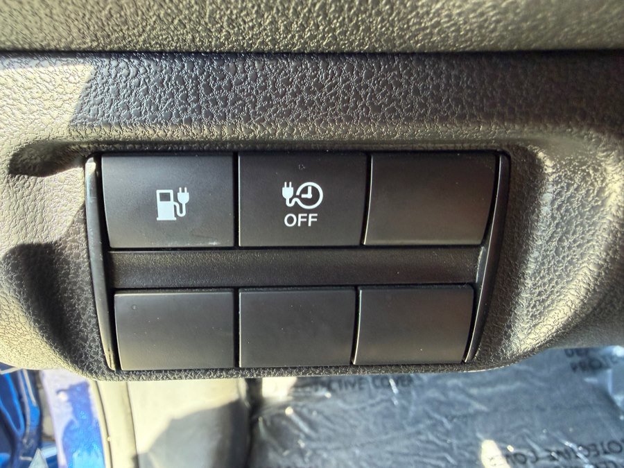 Used 2018 Nissan Leaf SV w/ Protection Package FWD image 17