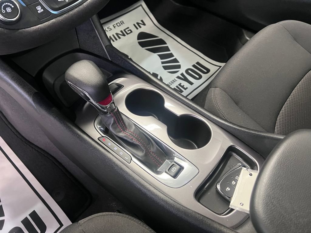 Used 2022 Chevrolet Malibu RS image 28