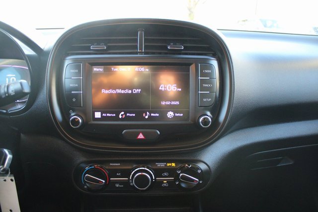 Certified 2024 Kia Soul LX w/ Option Group 015 image 13
