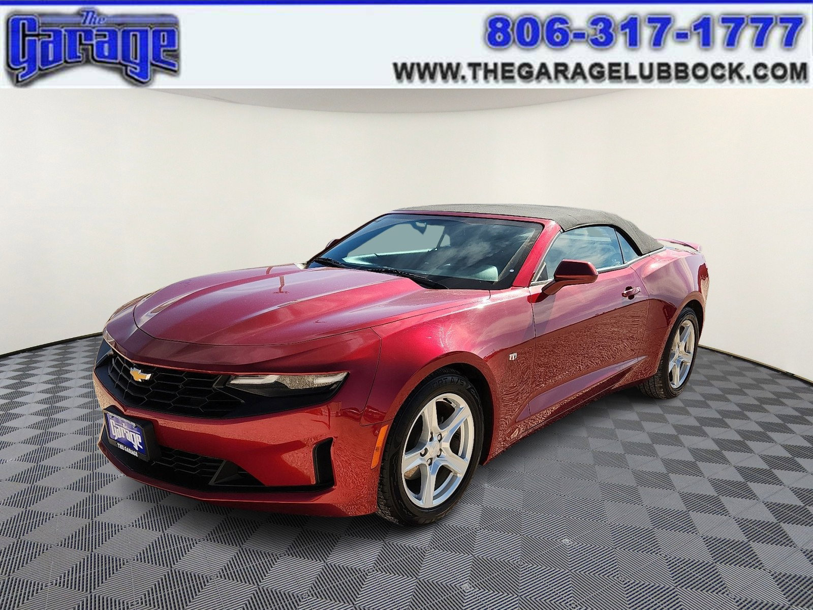 Used 2023 Chevrolet Camaro LT RWD image 1