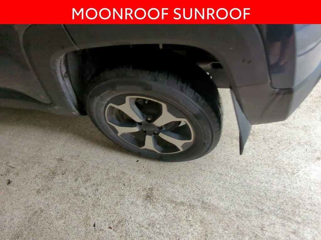 Used 2021 Jeep Renegade Trailhawk w/ Sun & Sound Group AWD/4WD image 5