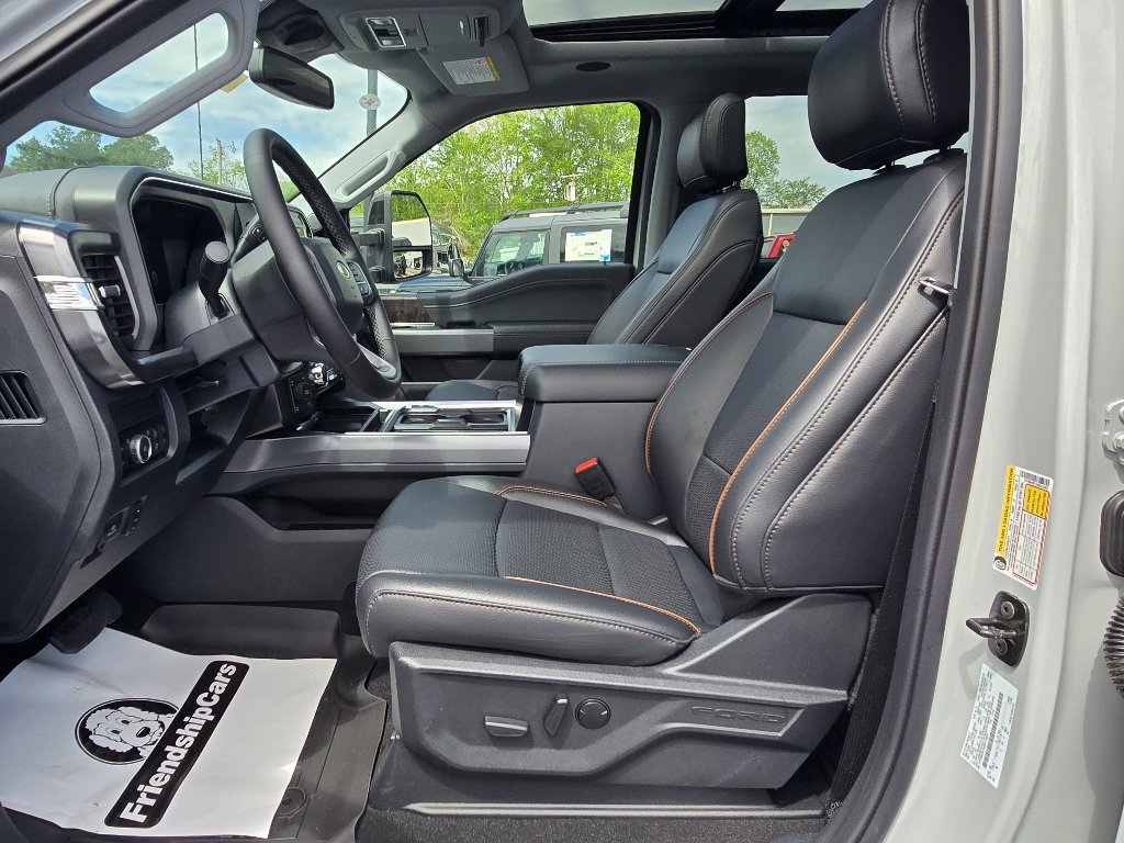 New 2025 Ford F250 Lariat w/ Lariat Ultimate Package image 11