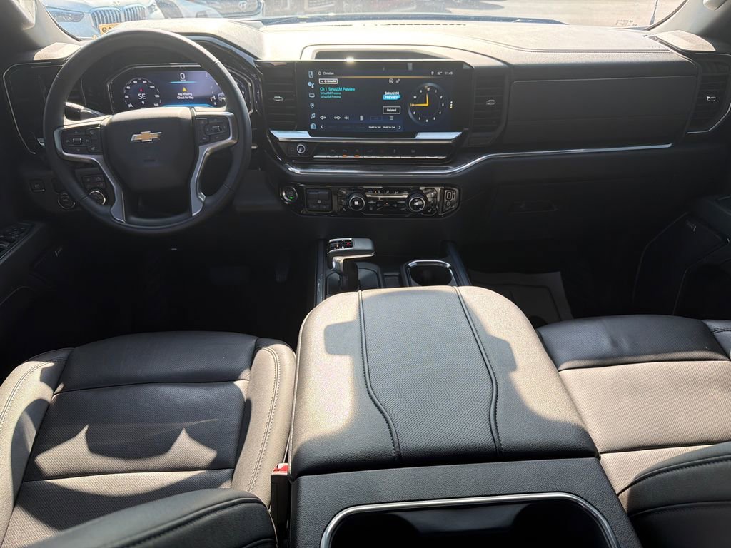 Used 2024 Chevrolet Silverado 1500 LTZ RWD image 22