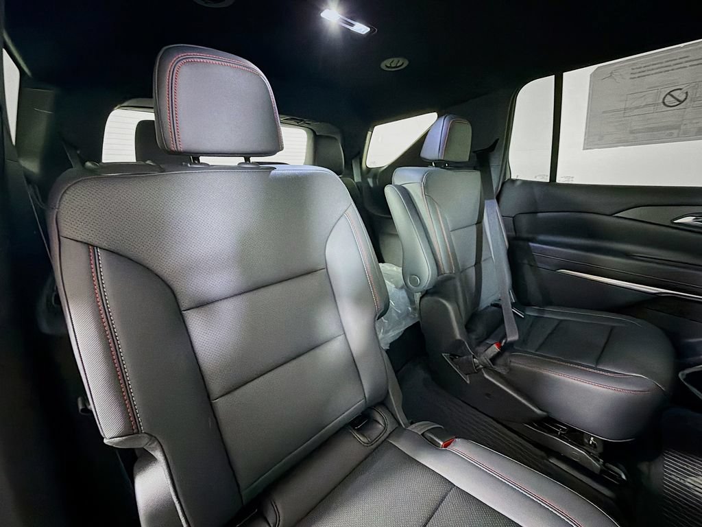 New 2026 Chevrolet Traverse Z71 w/ Enhanced Driving Package AWD/4WD image 23