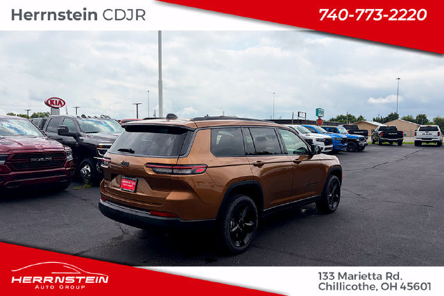 New 2026 Jeep Grand Cherokee L Limited w/ Limited Altitude Package AWD/4WD image 33