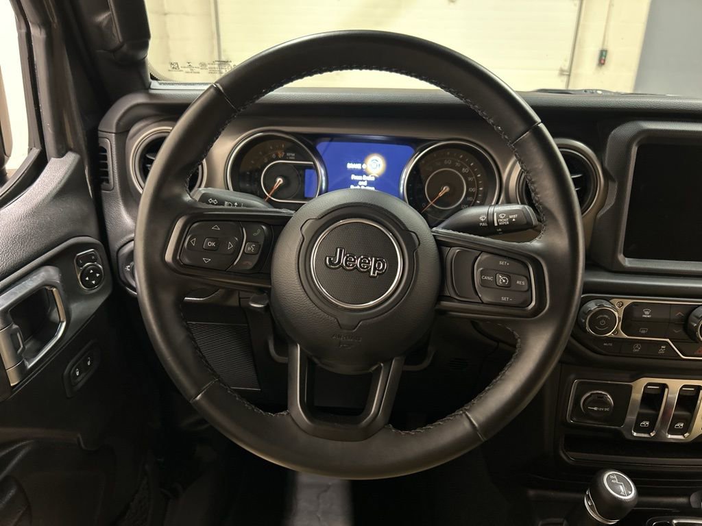 Used 2022 Jeep Wrangler Sport AWD/4WD image 15