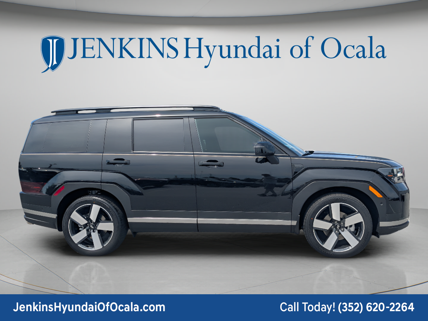 New 2027 Hyundai Santa Fe Limited FWD image 2