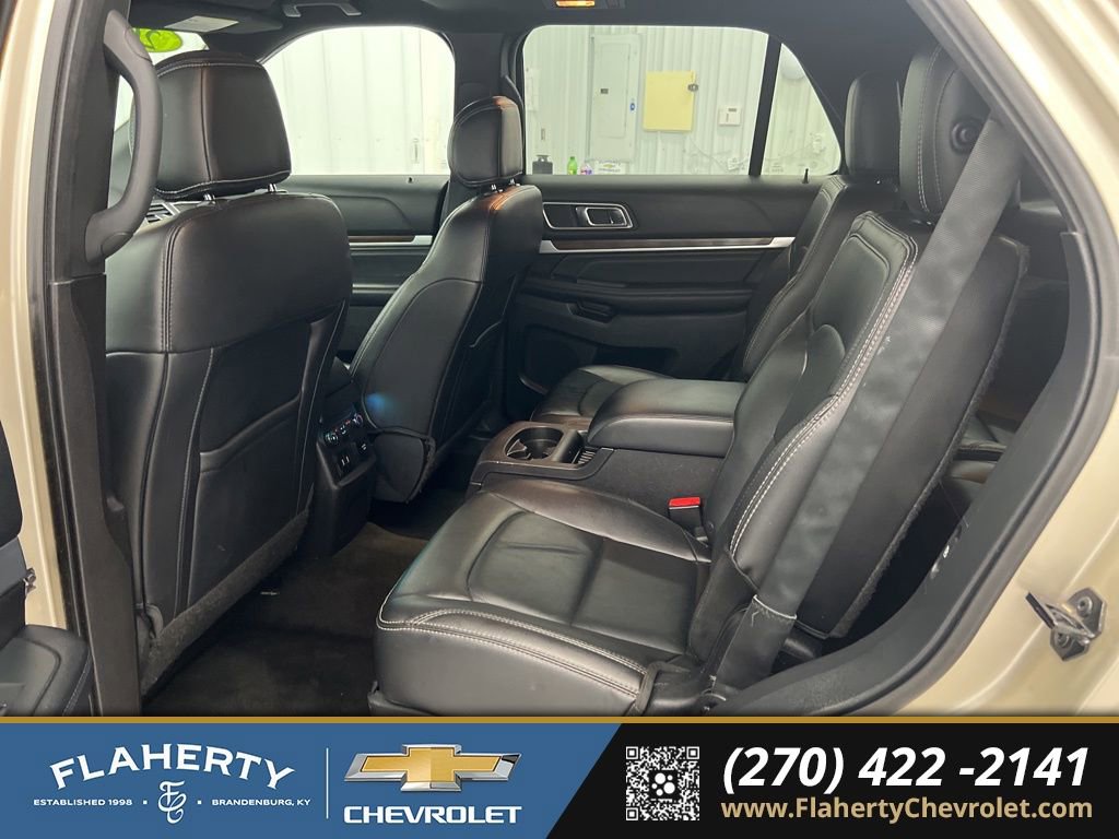 Used 2017 Ford Explorer Limited w/ Equipment Group 301A image 11