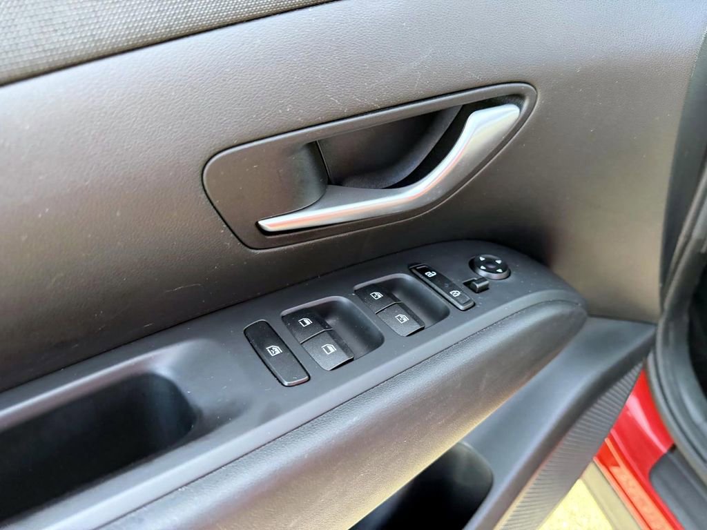 Certified 2023 Hyundai Tucson SEL w/ Convenience Package image 19
