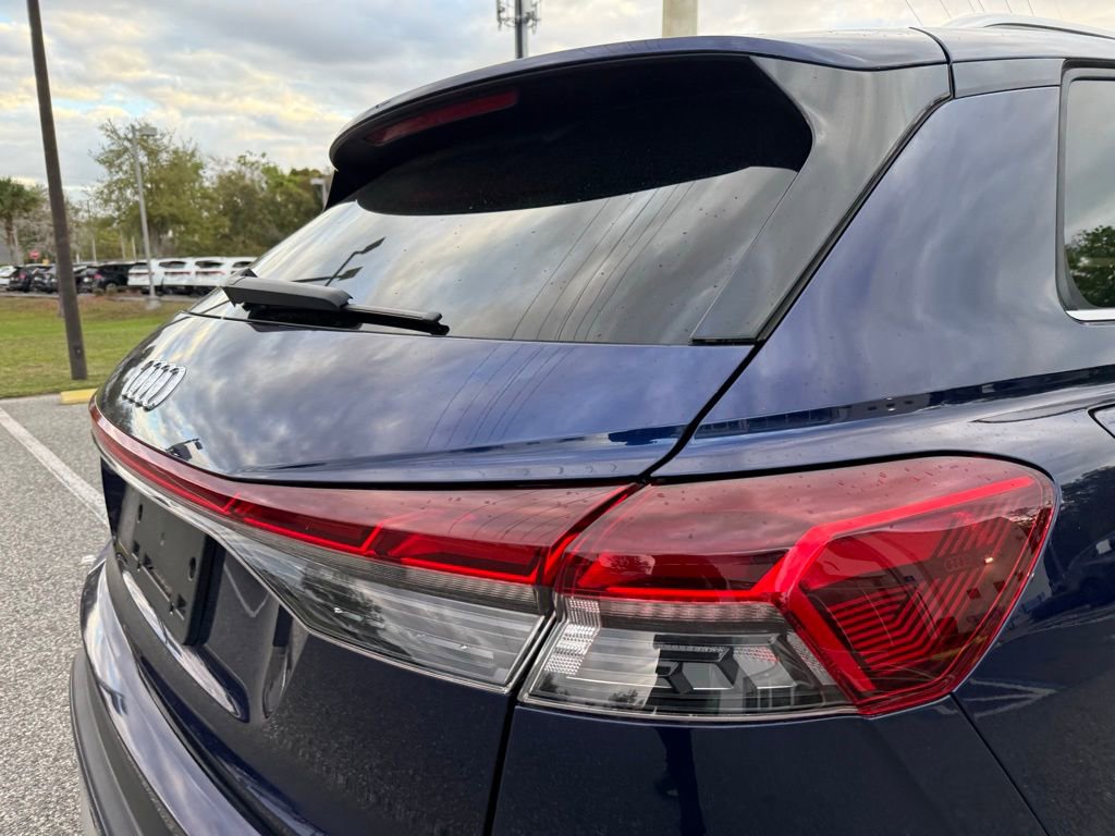 Used 2023 Audi Q4 e-tron Premium Plus w/ Premium Plus image 8